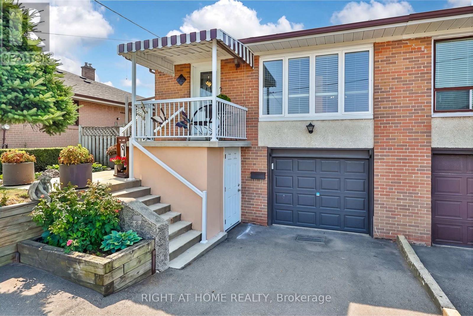 25 Larchwood Road Property Photo 2