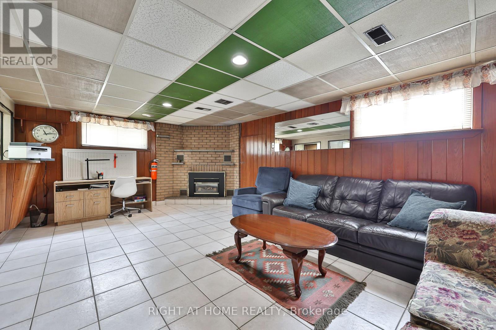 25 Larchwood Road Property Photo 37