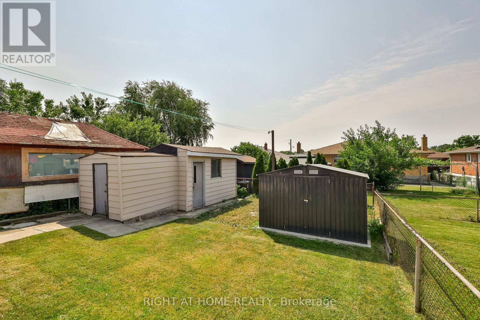 25 Larchwood Road Property Photo 39