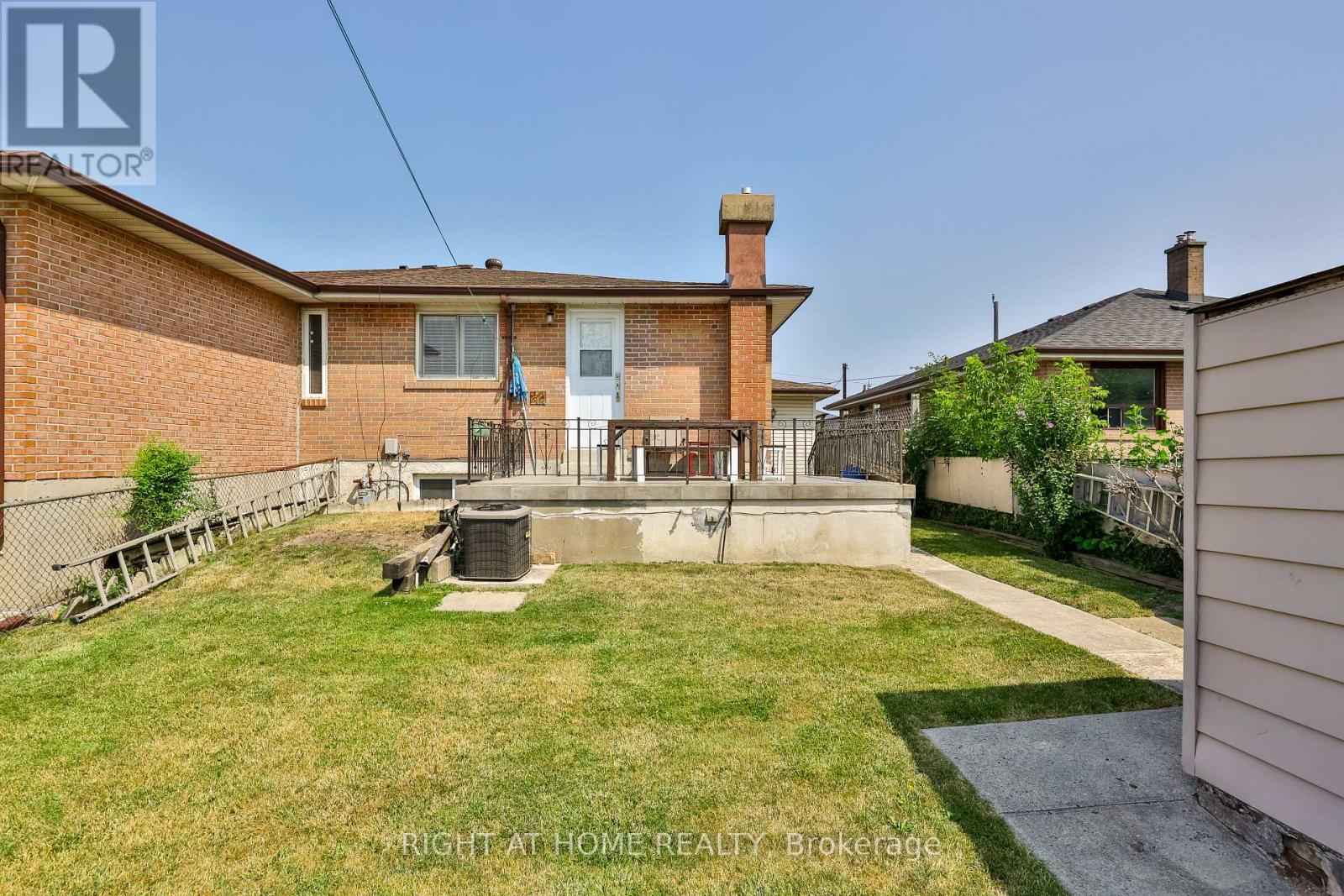 25 Larchwood Road Property Photo 40