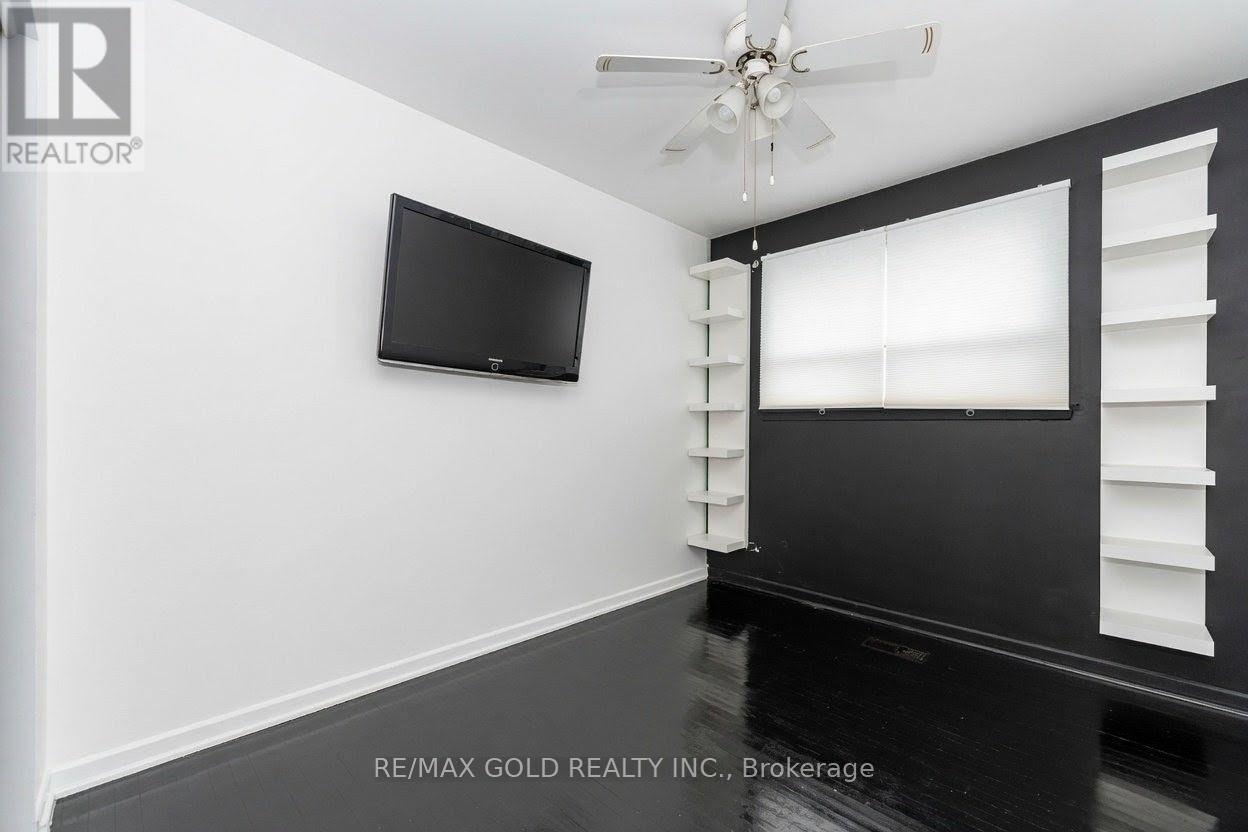 63 Newstead Crescent Property Photo 3
