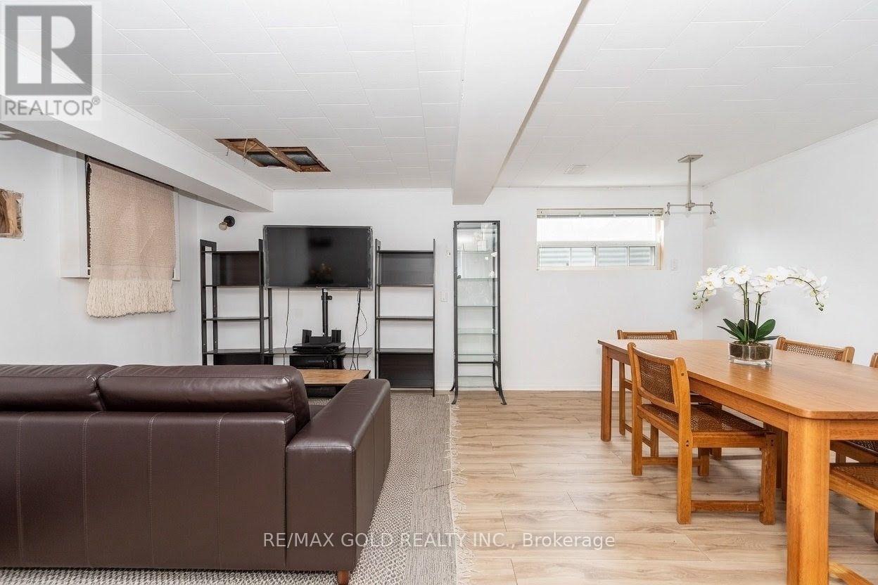63 Newstead Crescent Property Photo 14