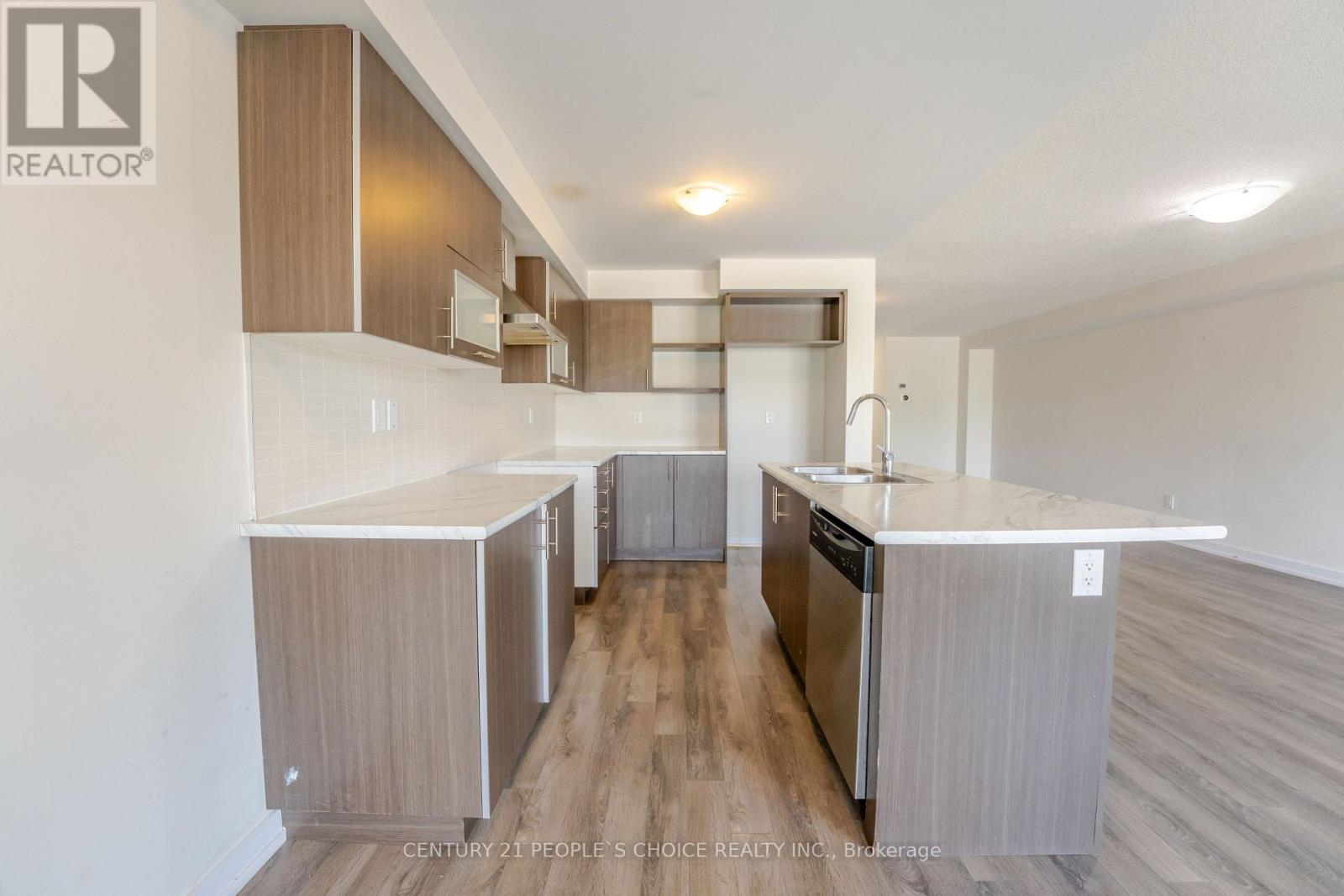 108 Golden Springs Drive Property Photo 15