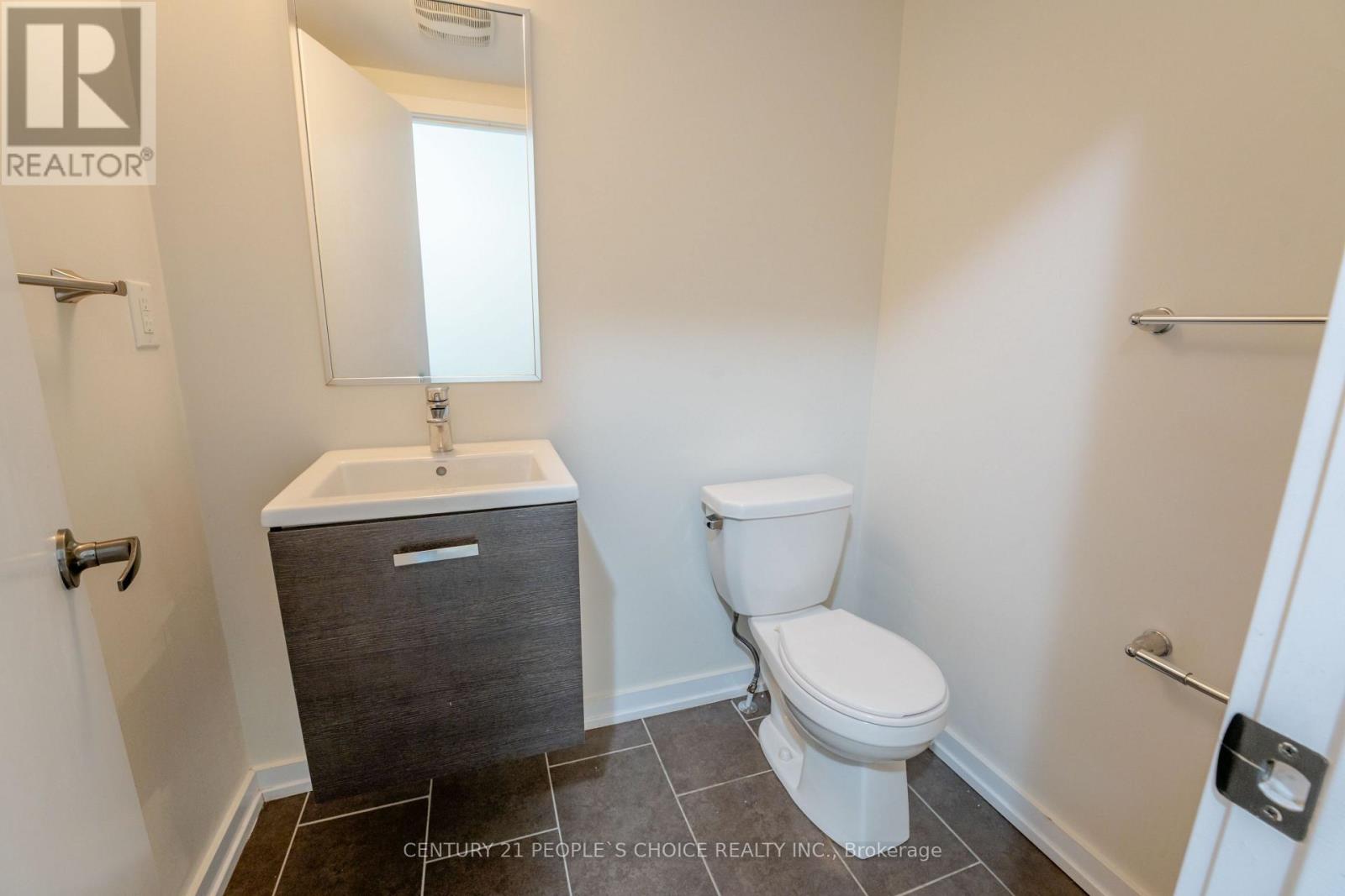 108 Golden Springs Drive Property Photo 18