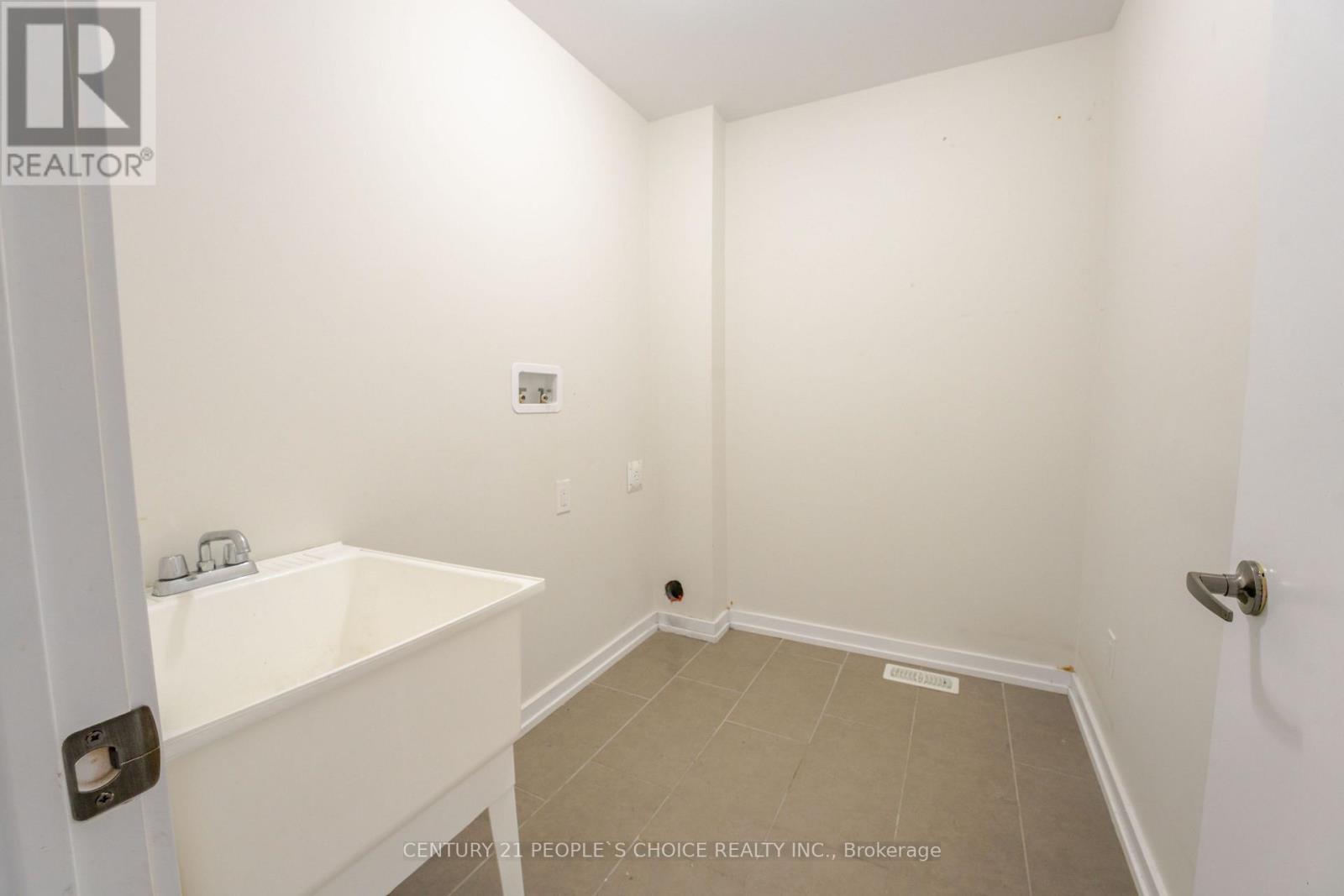 108 Golden Springs Drive Property Photo 32