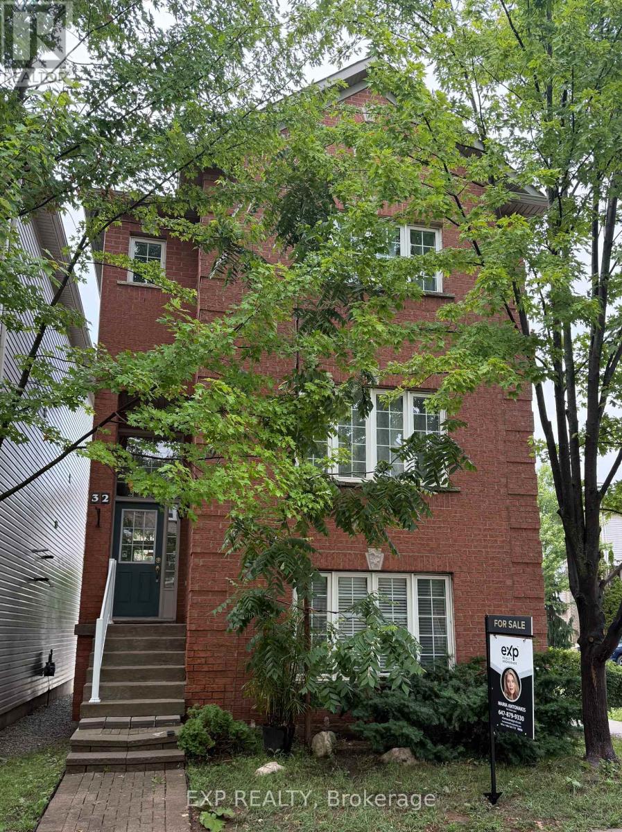 32 - 5110 Fairview Street Property Photo 1