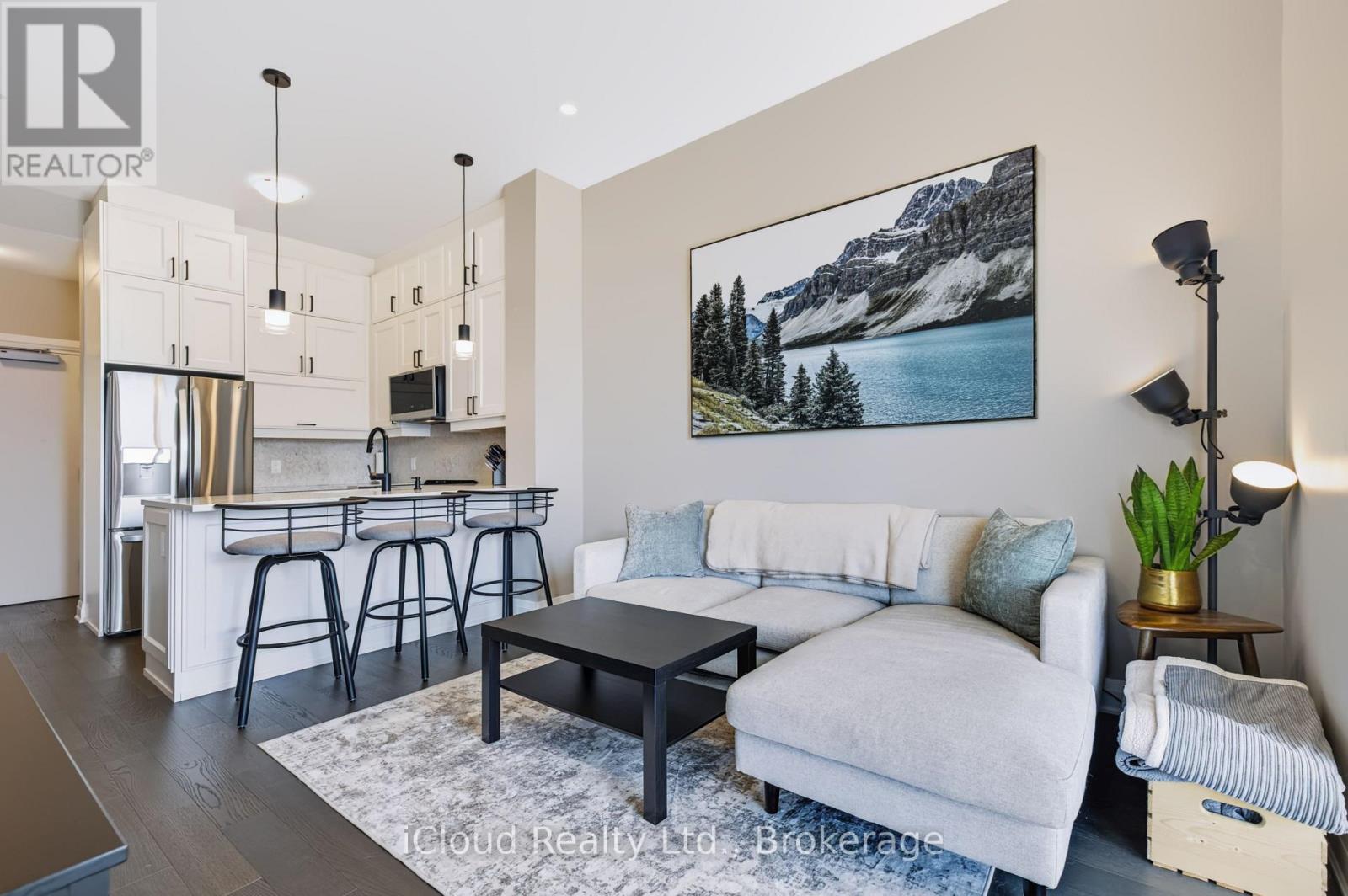 612 - 460 Gordon Krantz Avenue Property Photo 8