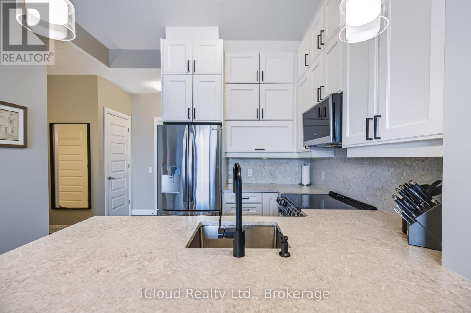 612 - 460 Gordon Krantz Avenue Property Photo 9