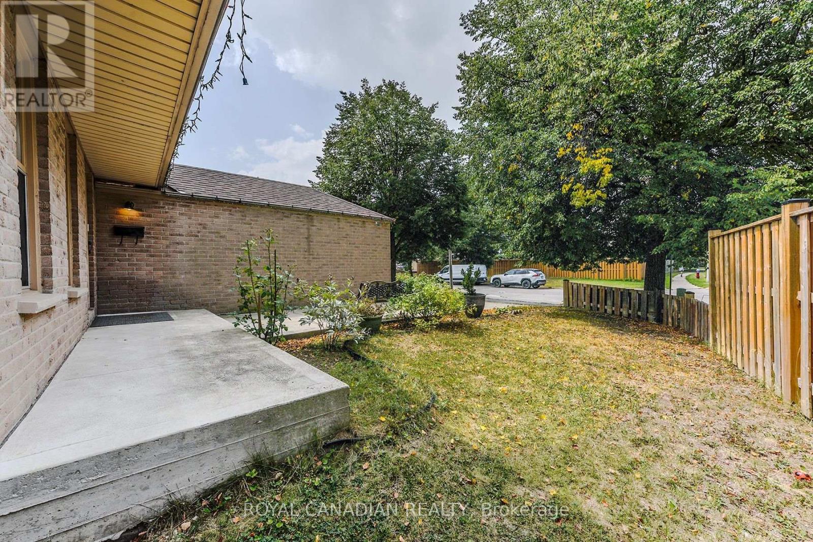 2 Mayberry Court Property Photo 6