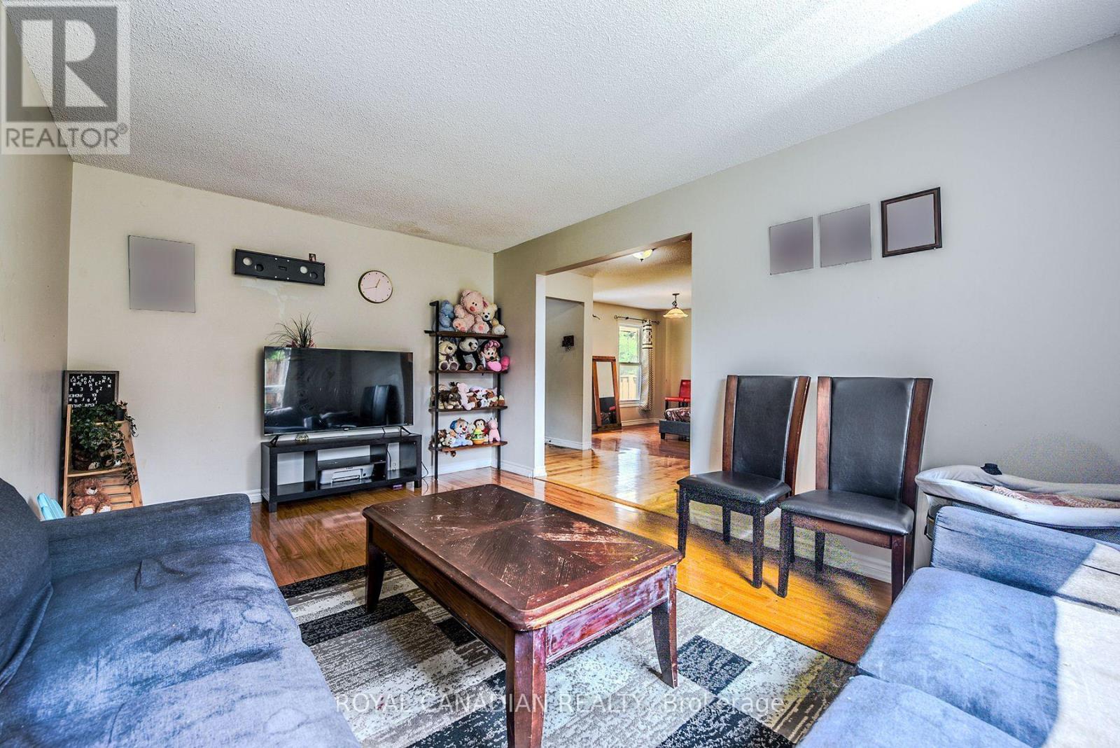 2 Mayberry Court Property Photo 11