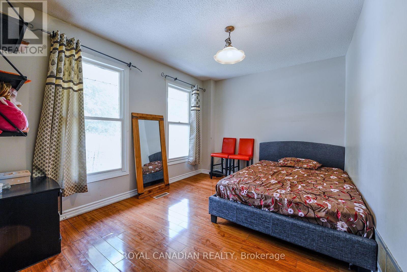 2 Mayberry Court Property Photo 30