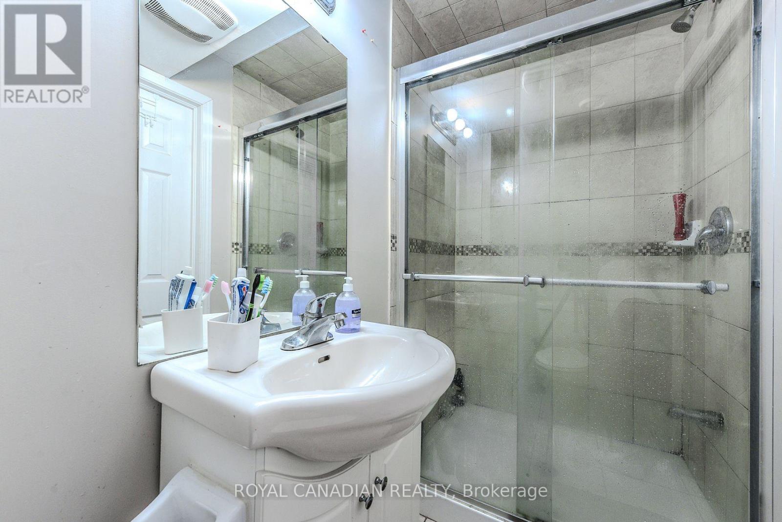 2 Mayberry Court Property Photo 32