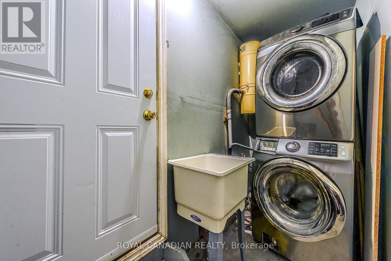 2 Mayberry Court Property Photo 35