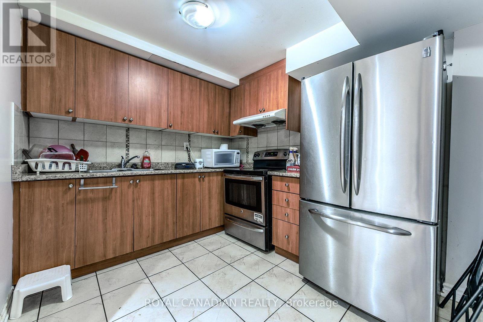 2 Mayberry Court Property Photo 42