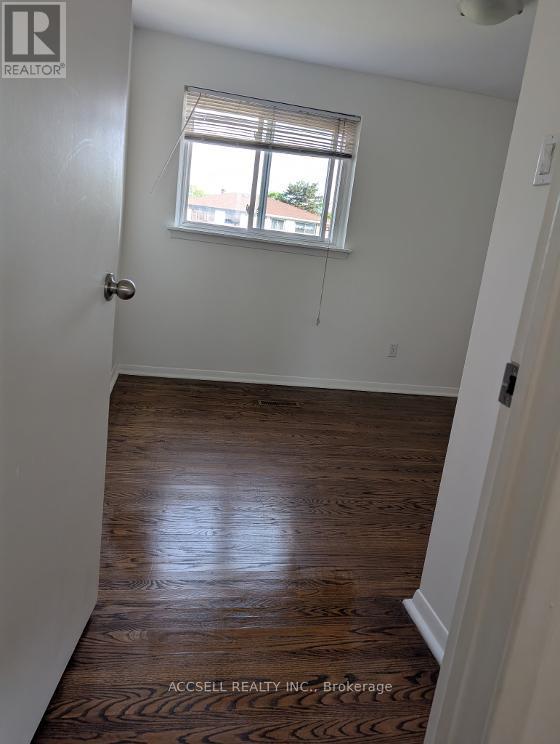 40 Flamingo Crescent Property Photo 4