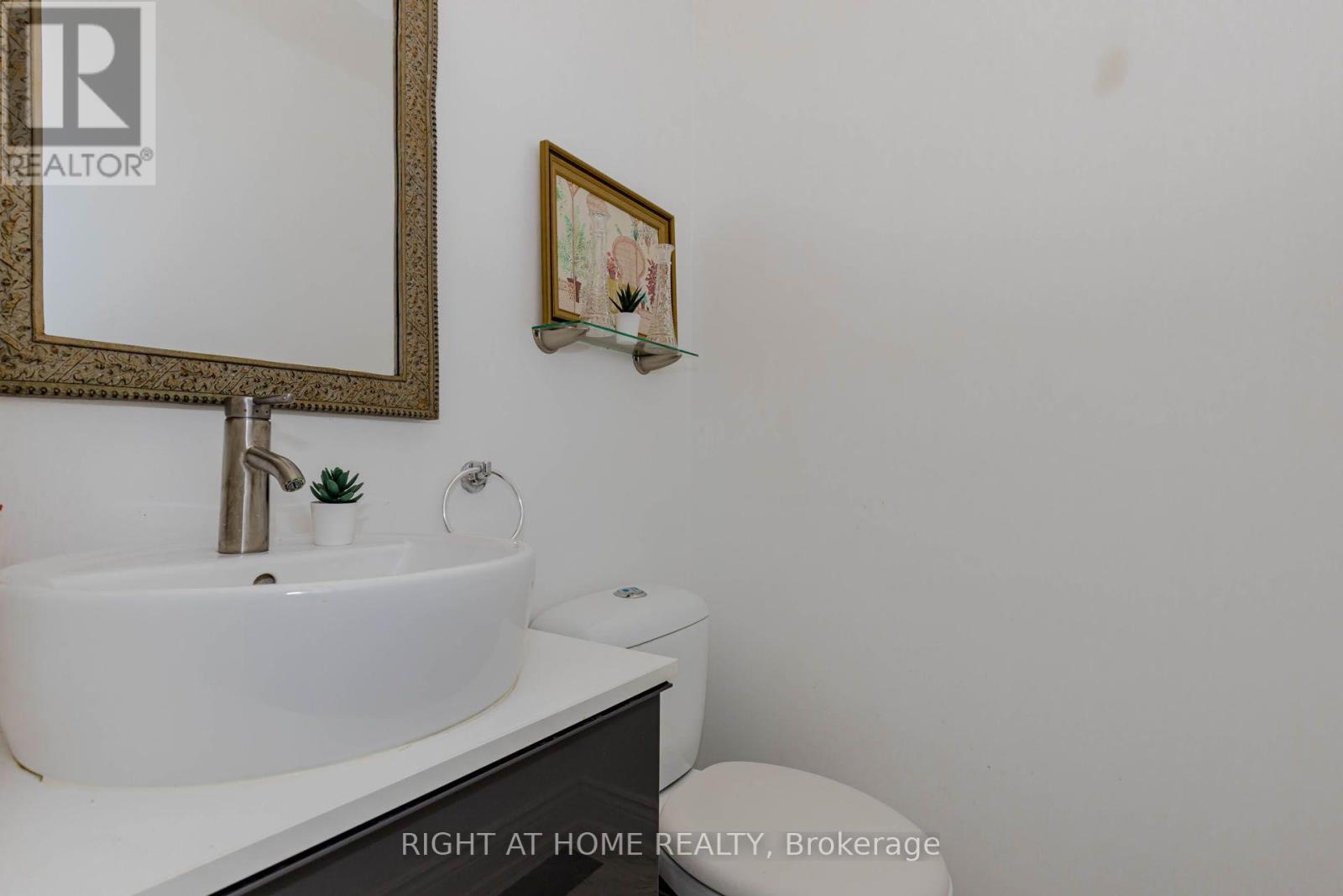1073 Mesa Crescent Property Photo 30