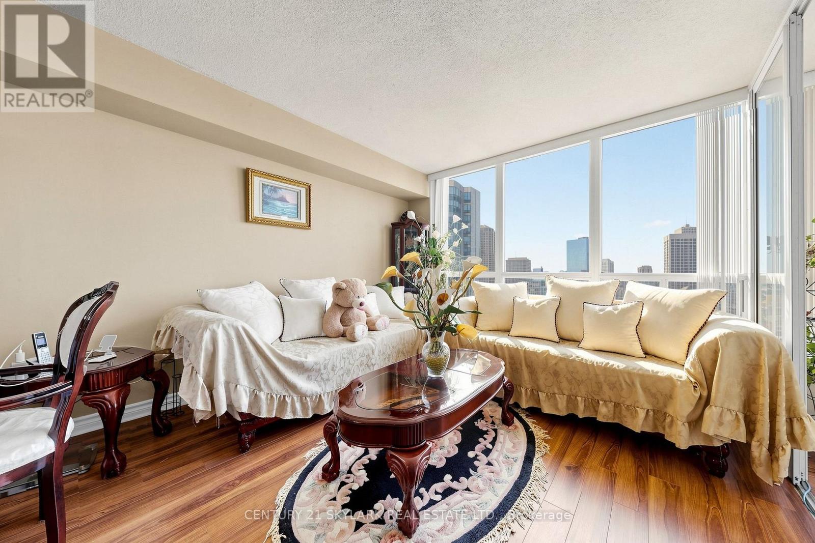 1611 - 4460 Tucana Court Property Photo 12