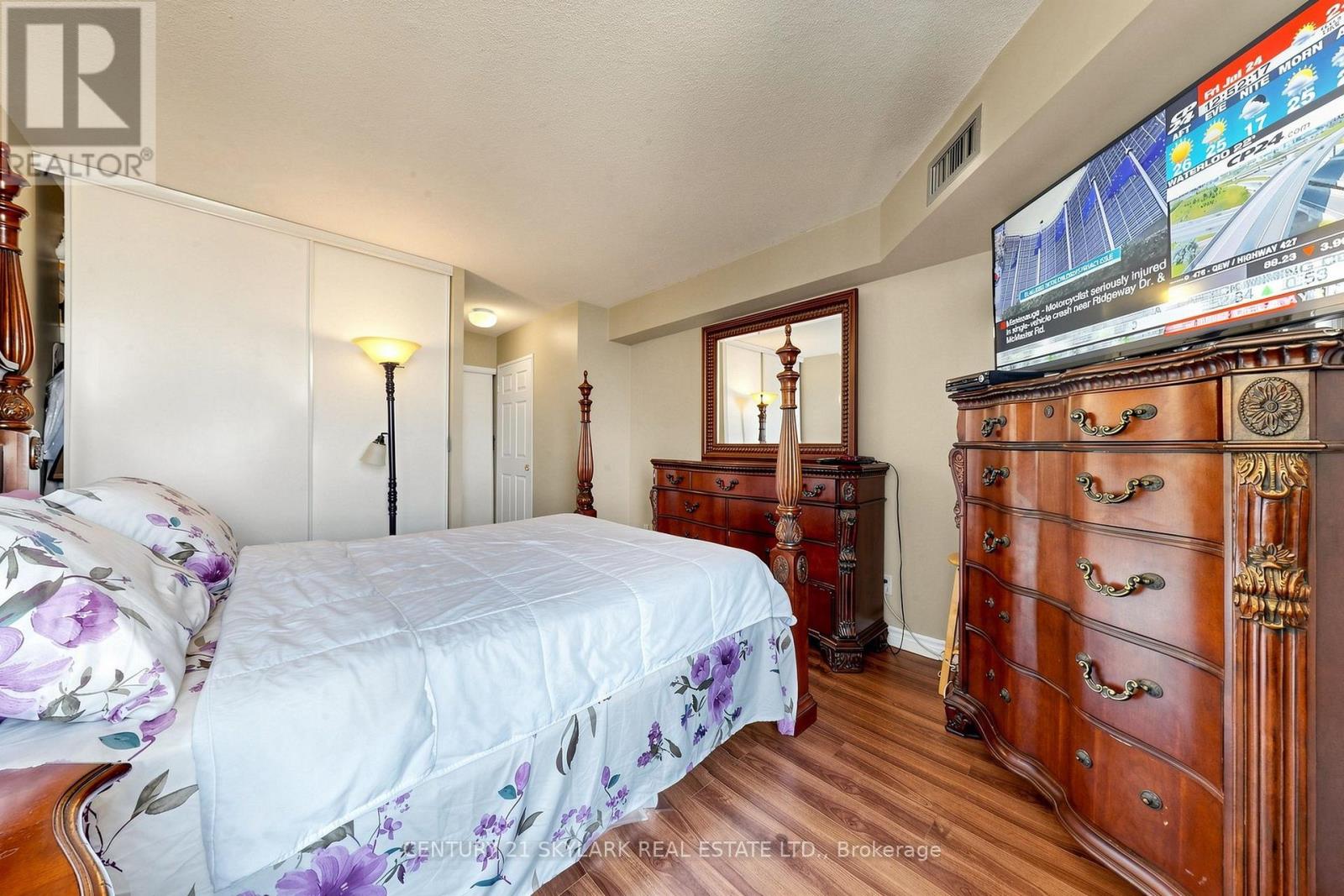 1611 - 4460 Tucana Court Property Photo 22