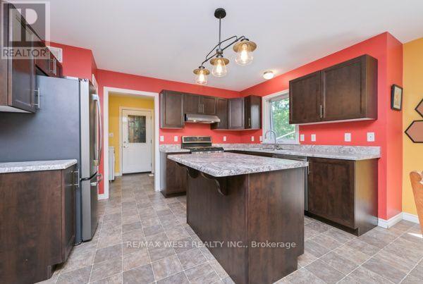 5651 The Grange Side Road Property Photo 7