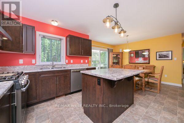 5651 The Grange Side Road Property Photo 8