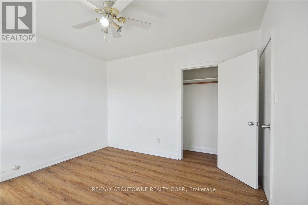 6 - 2 Wesley Street Property Photo 20