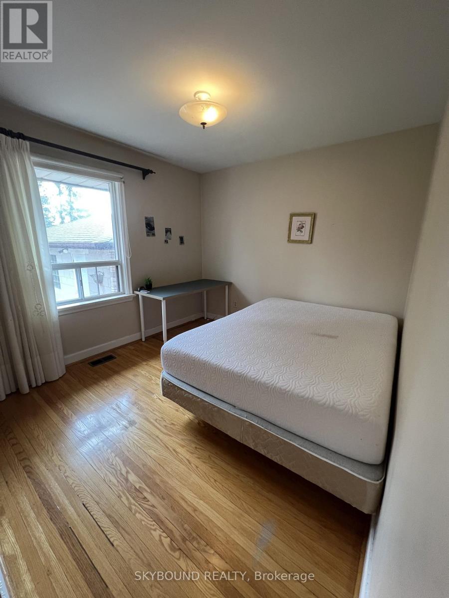 33 Bradstock Road Property Photo 12