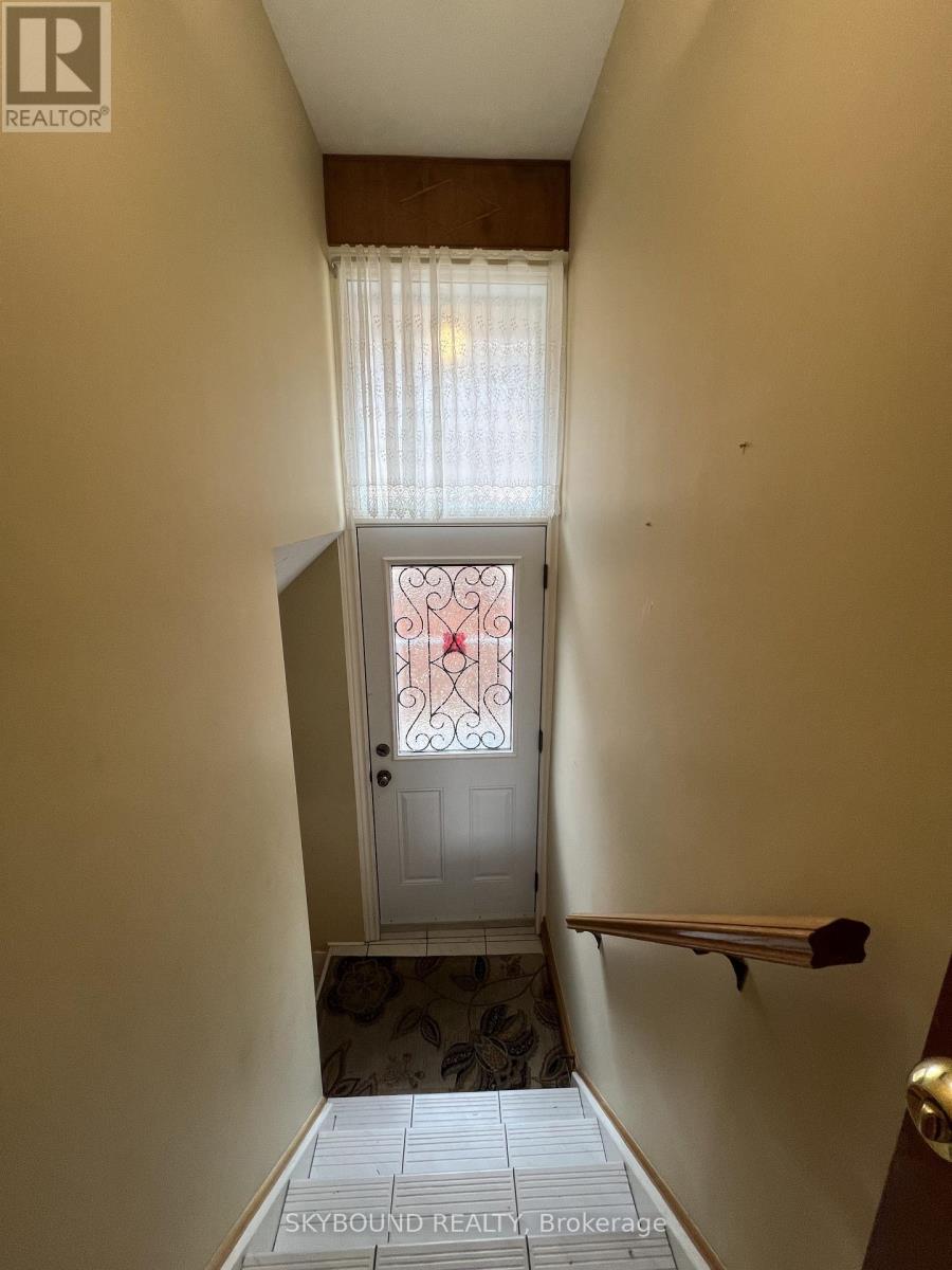 33 Bradstock Road Property Photo 17
