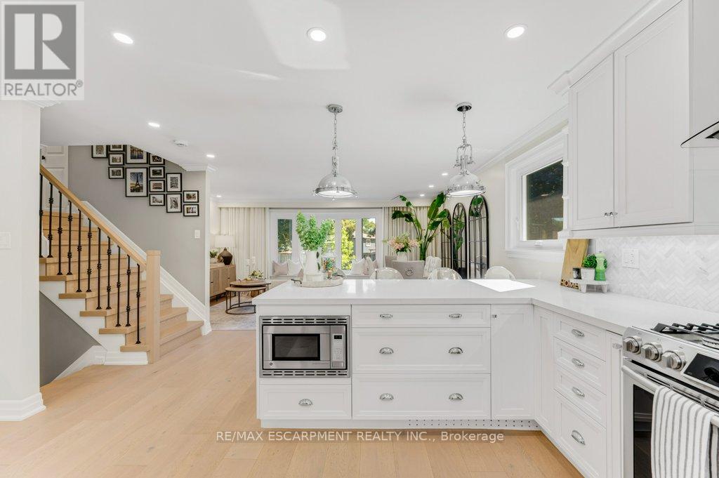 1482 Epping Road Property Photo 8