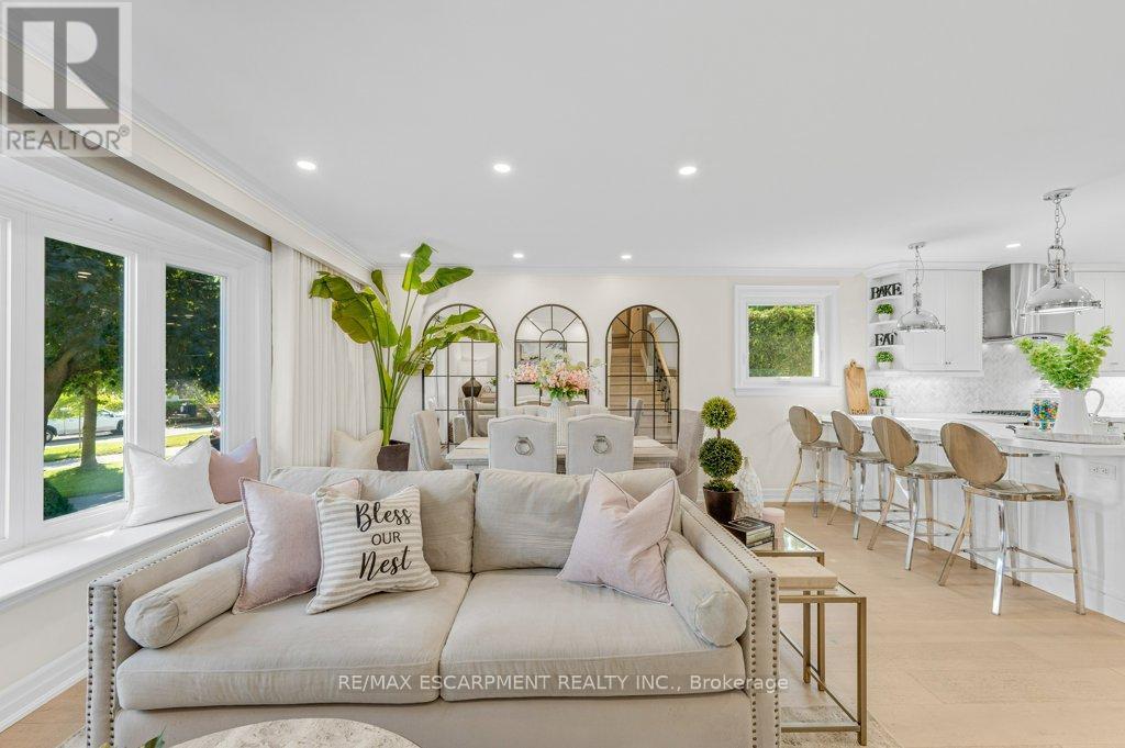 1482 Epping Road Property Photo 12