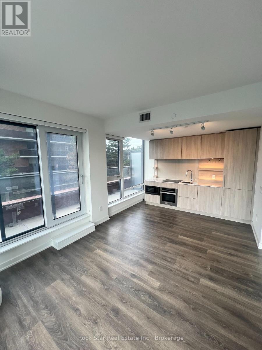 209 - 28 Ann Street Property Photo 5