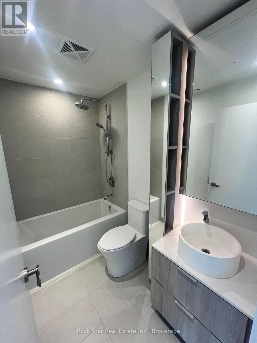 209 - 28 Ann Street Property Photo 12