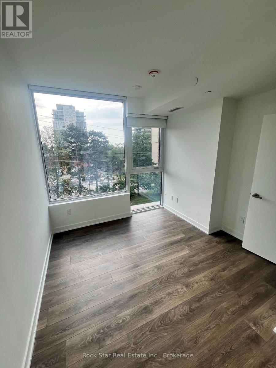 209 - 28 Ann Street Property Photo 15