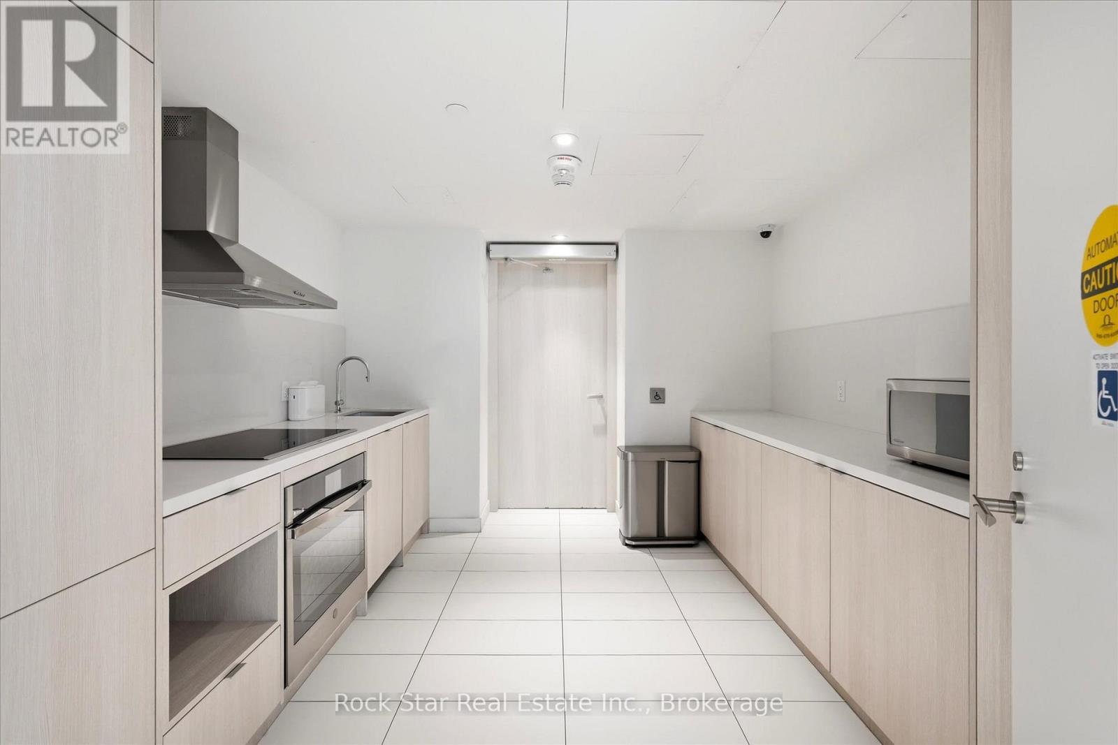 209 - 28 Ann Street Property Photo 23