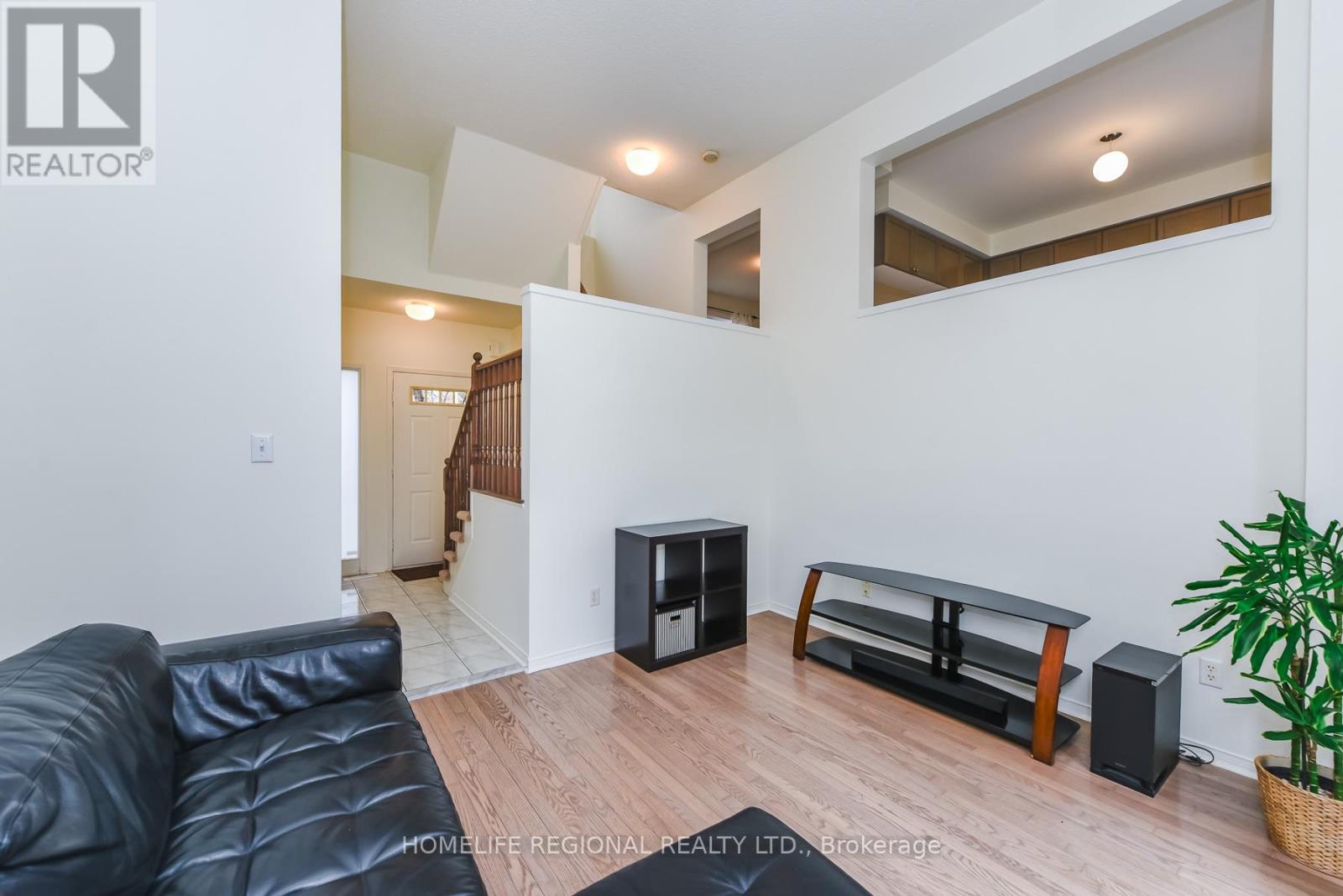 72 - 7105 Branigan Gate Property Photo 8
