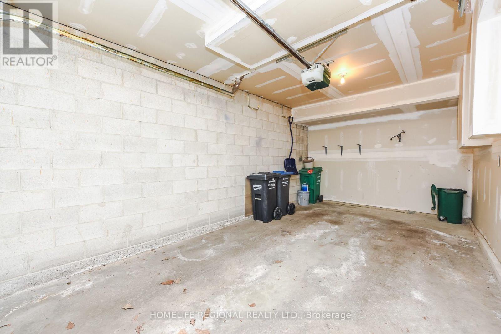 72 - 7105 Branigan Gate Property Photo 30