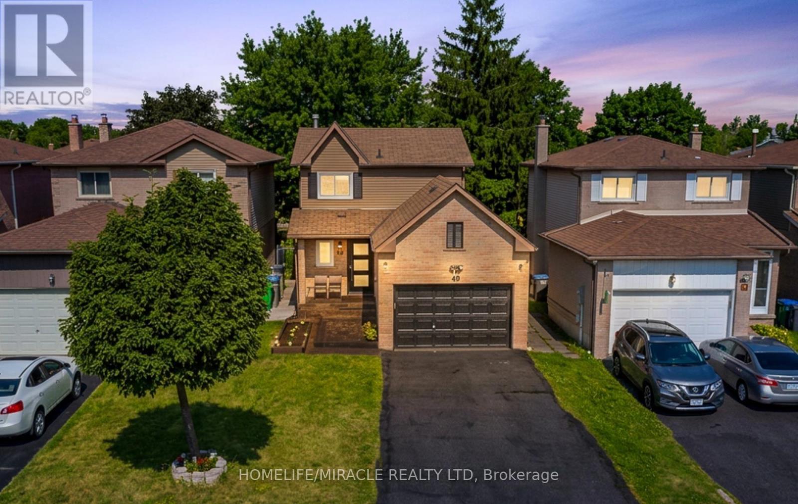 49 Newbridge Crescent Property Photo 1