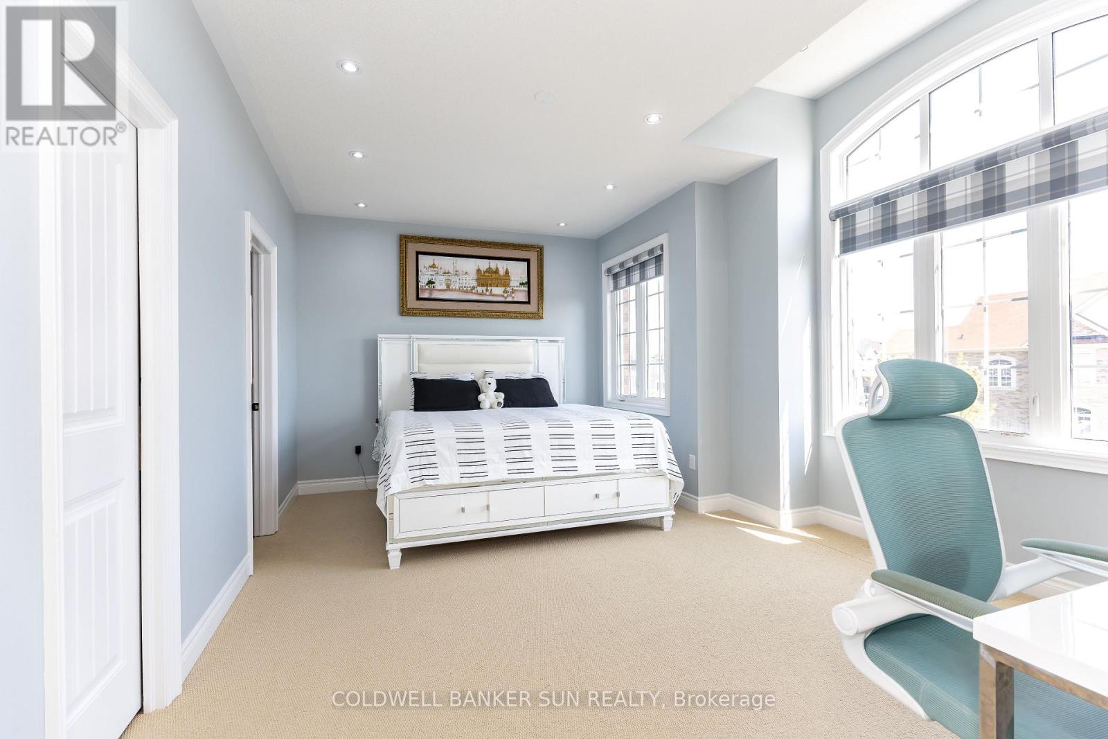 48 Hanbury Crescent Property Photo 30