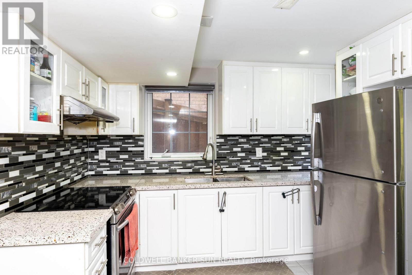 48 Hanbury Crescent Property Photo 38