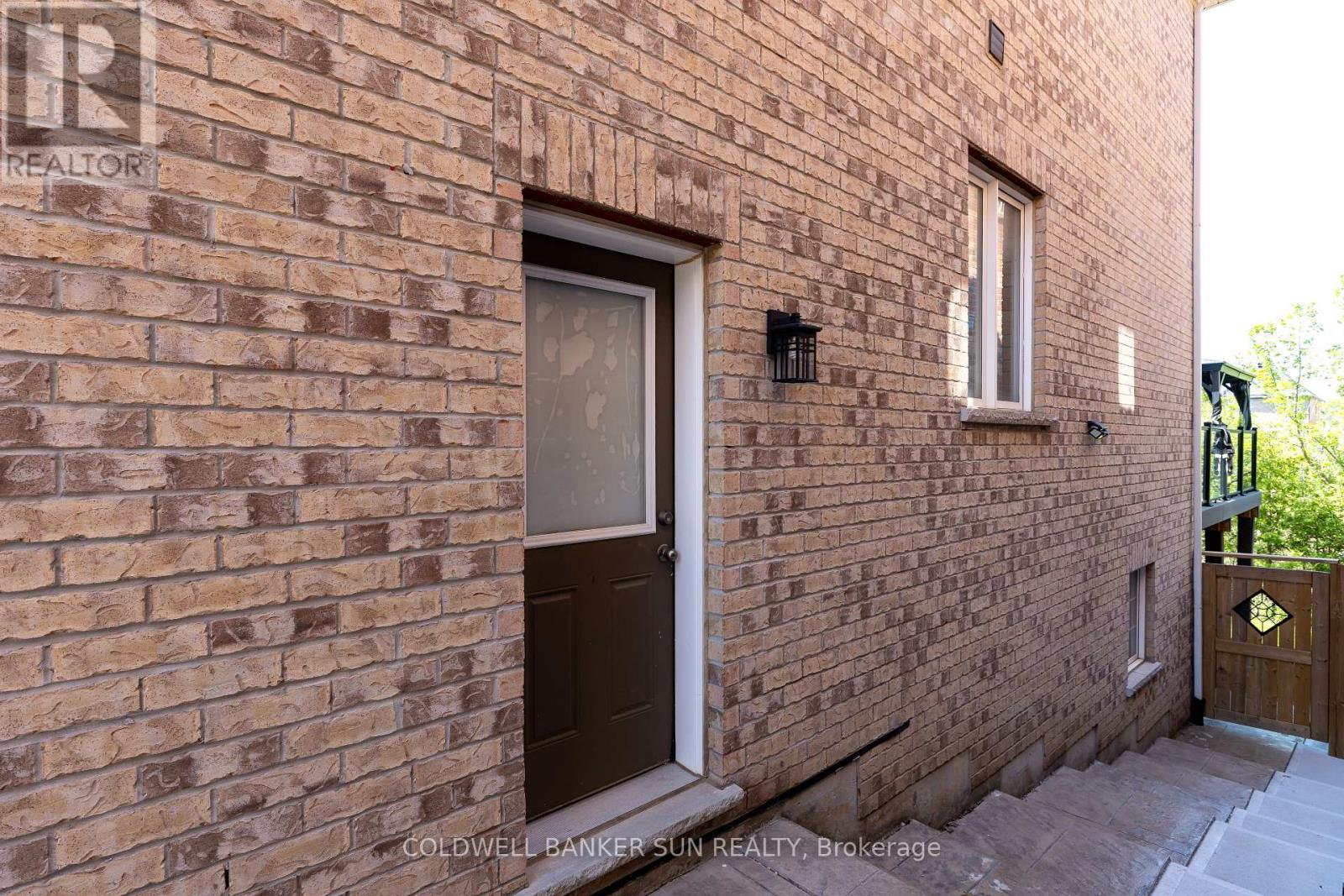 48 Hanbury Crescent Property Photo 44