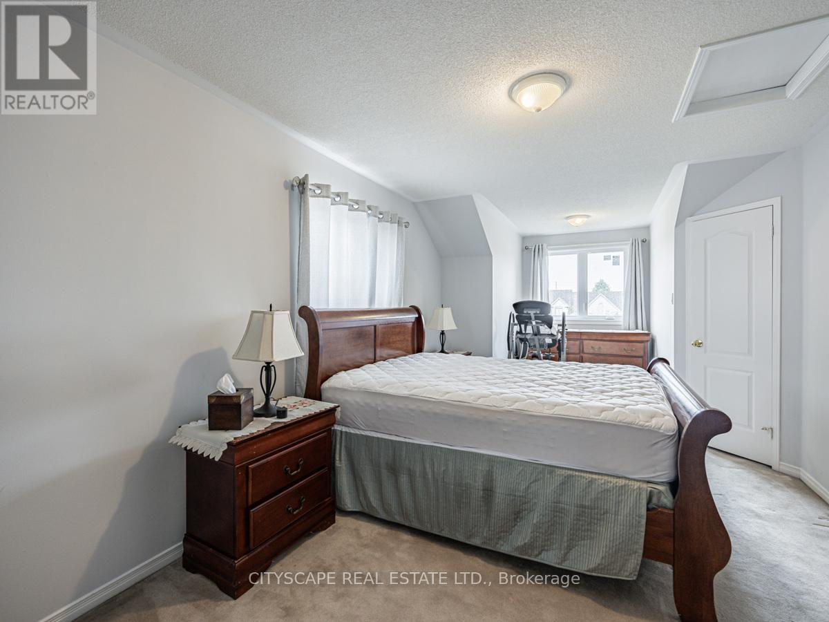 140 - 1292 Sherwood Mills Boulevard Property Photo 17