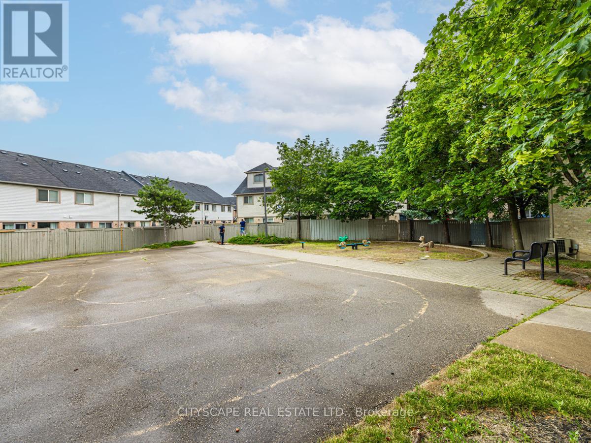 140 - 1292 Sherwood Mills Boulevard Property Photo 23