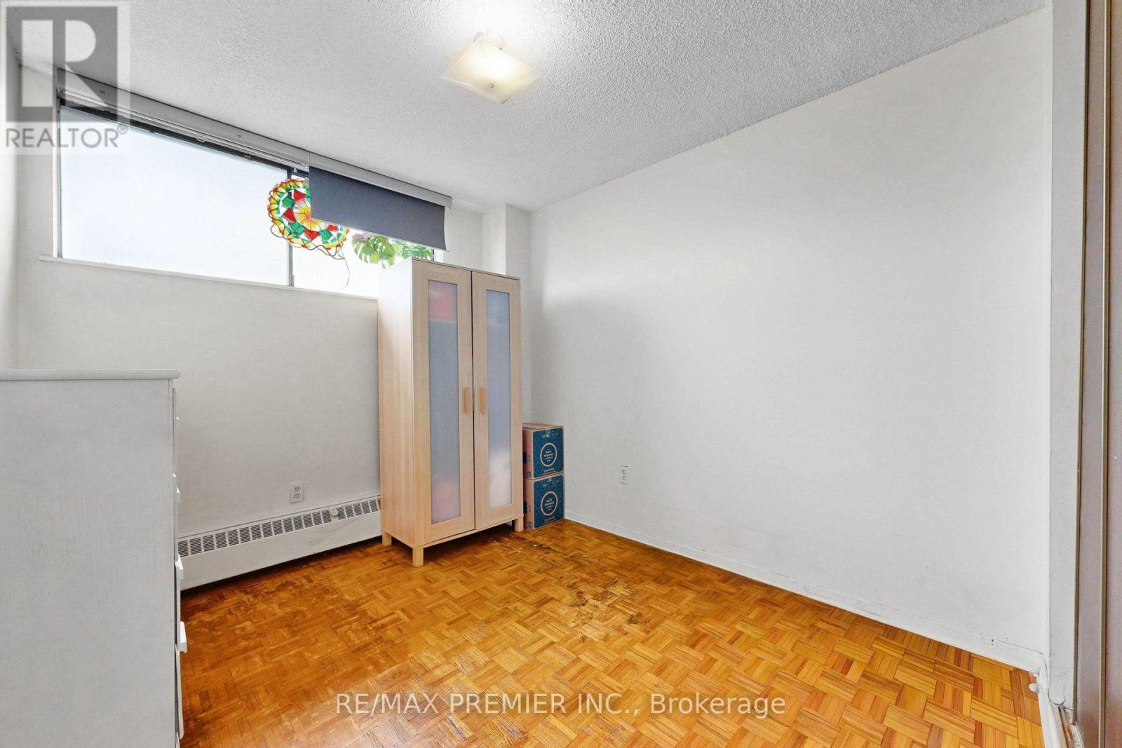 428 - 4645 Jane Street Property Photo 21