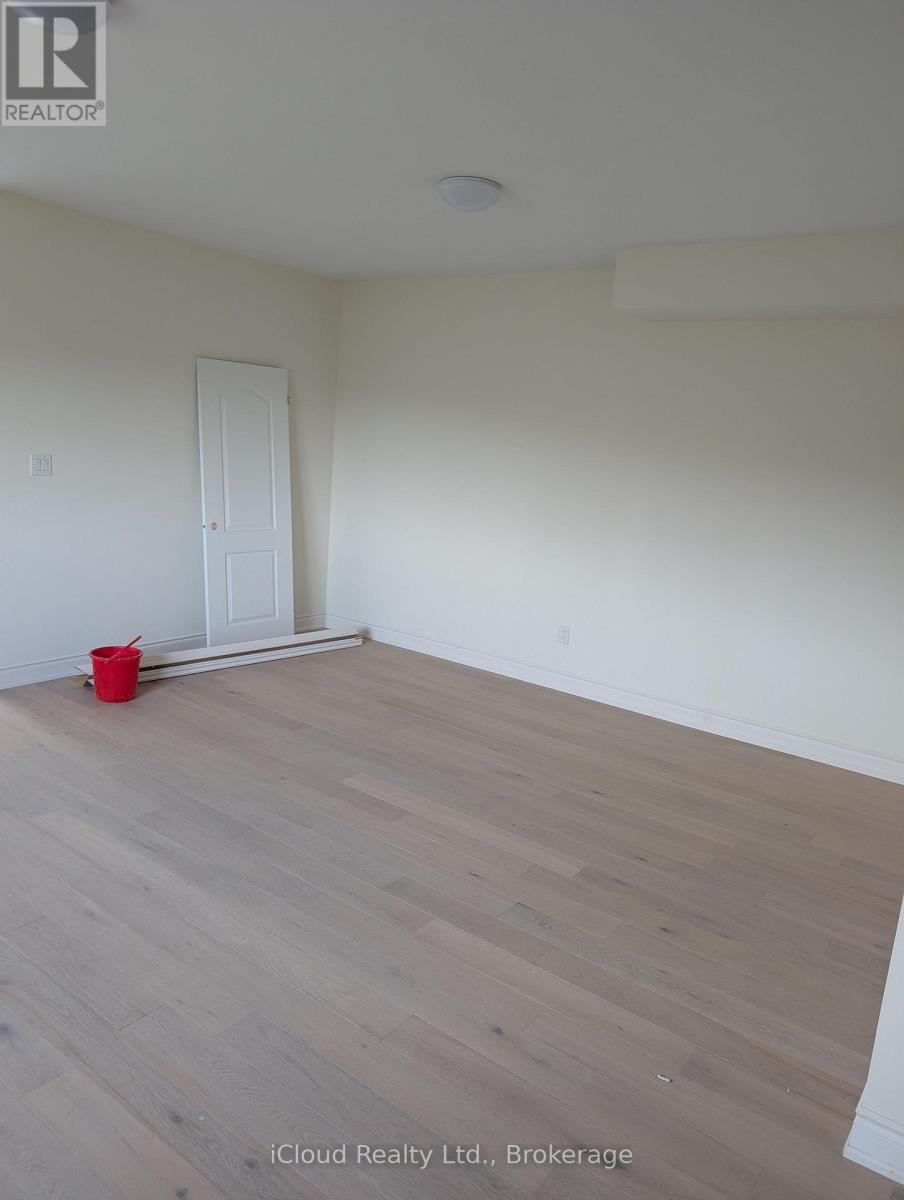 59 Haviland Circle Property Photo 8