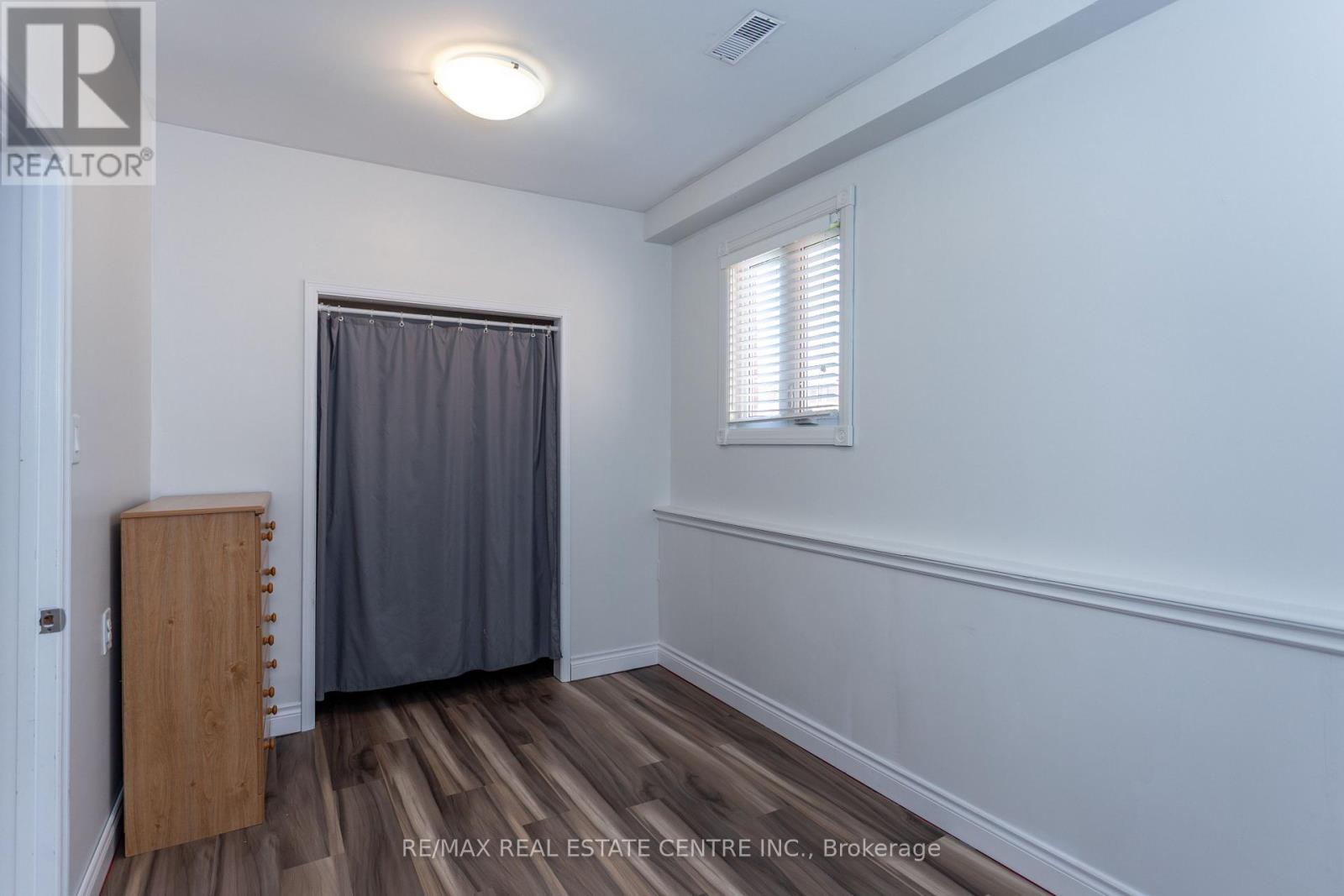 4386 Curia Crescent Property Photo 24