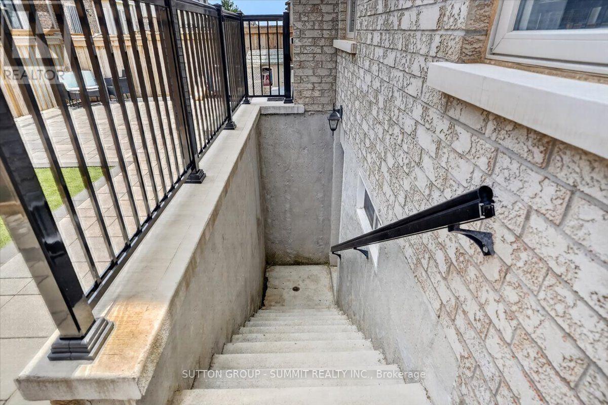3469 Post Road Property Photo 44