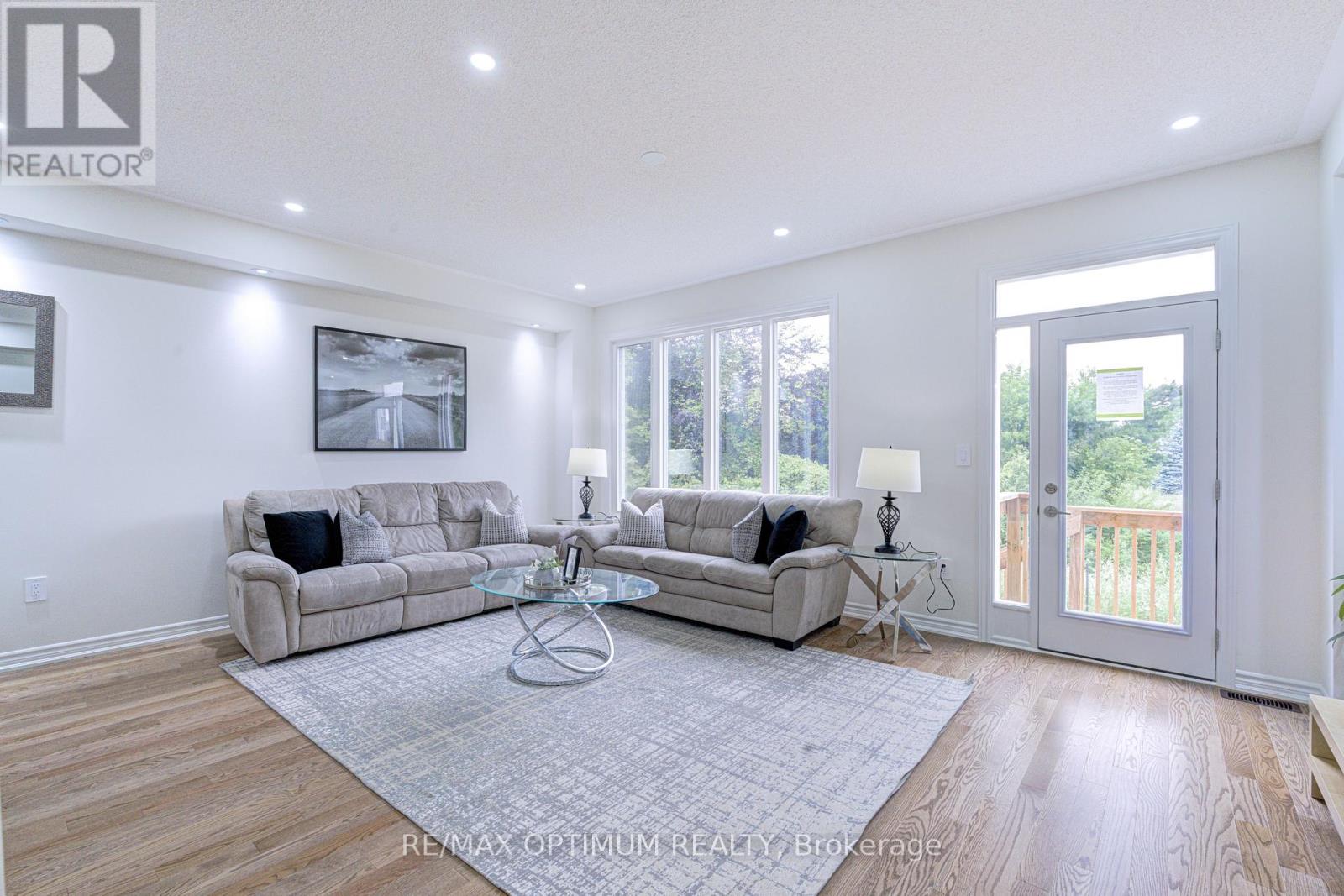 44 Bermondsey Way Property Photo 10