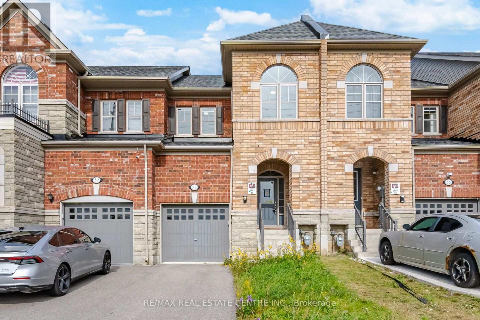 57 BENHURST CRESCENT