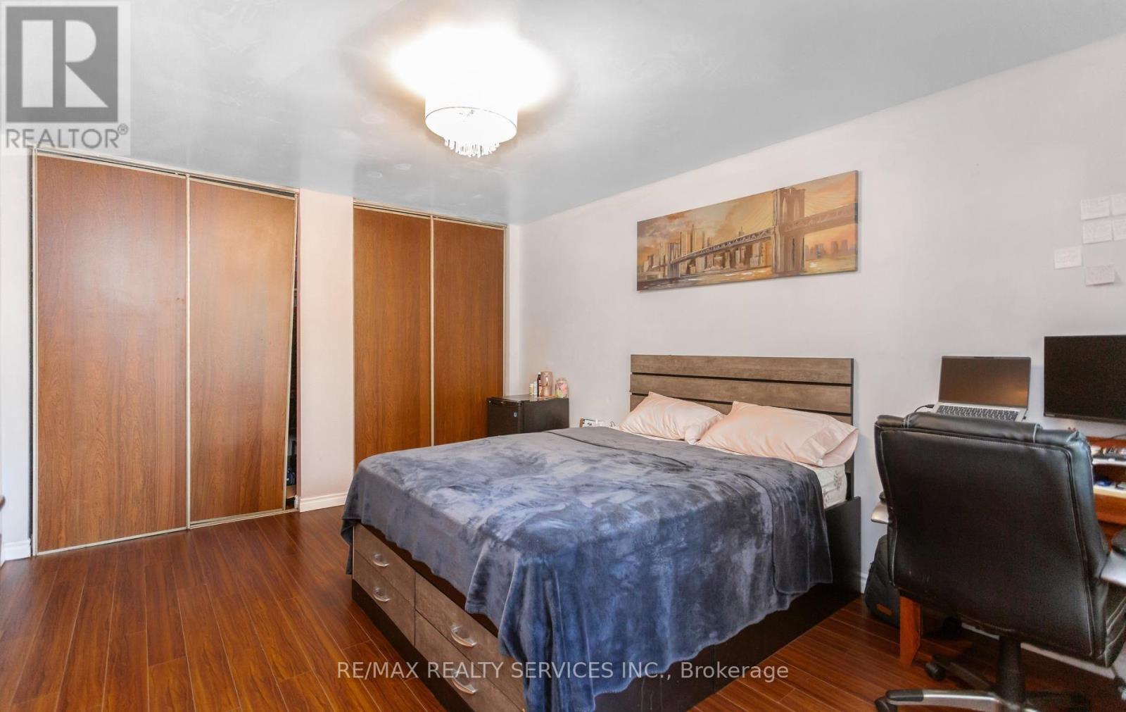 50 - 2605 Woodchester Drive Property Photo 20