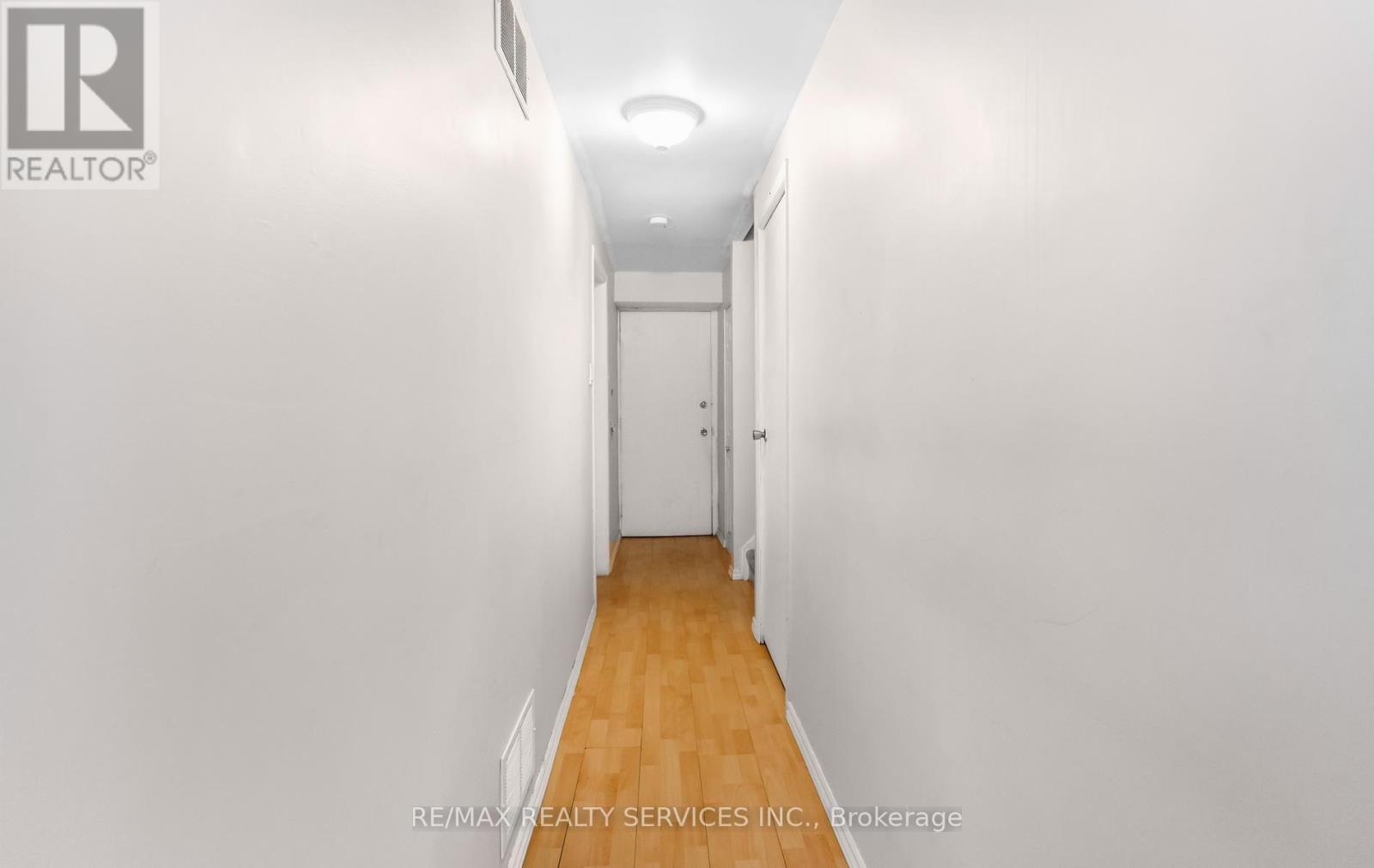 50 - 2605 Woodchester Drive Property Photo 28