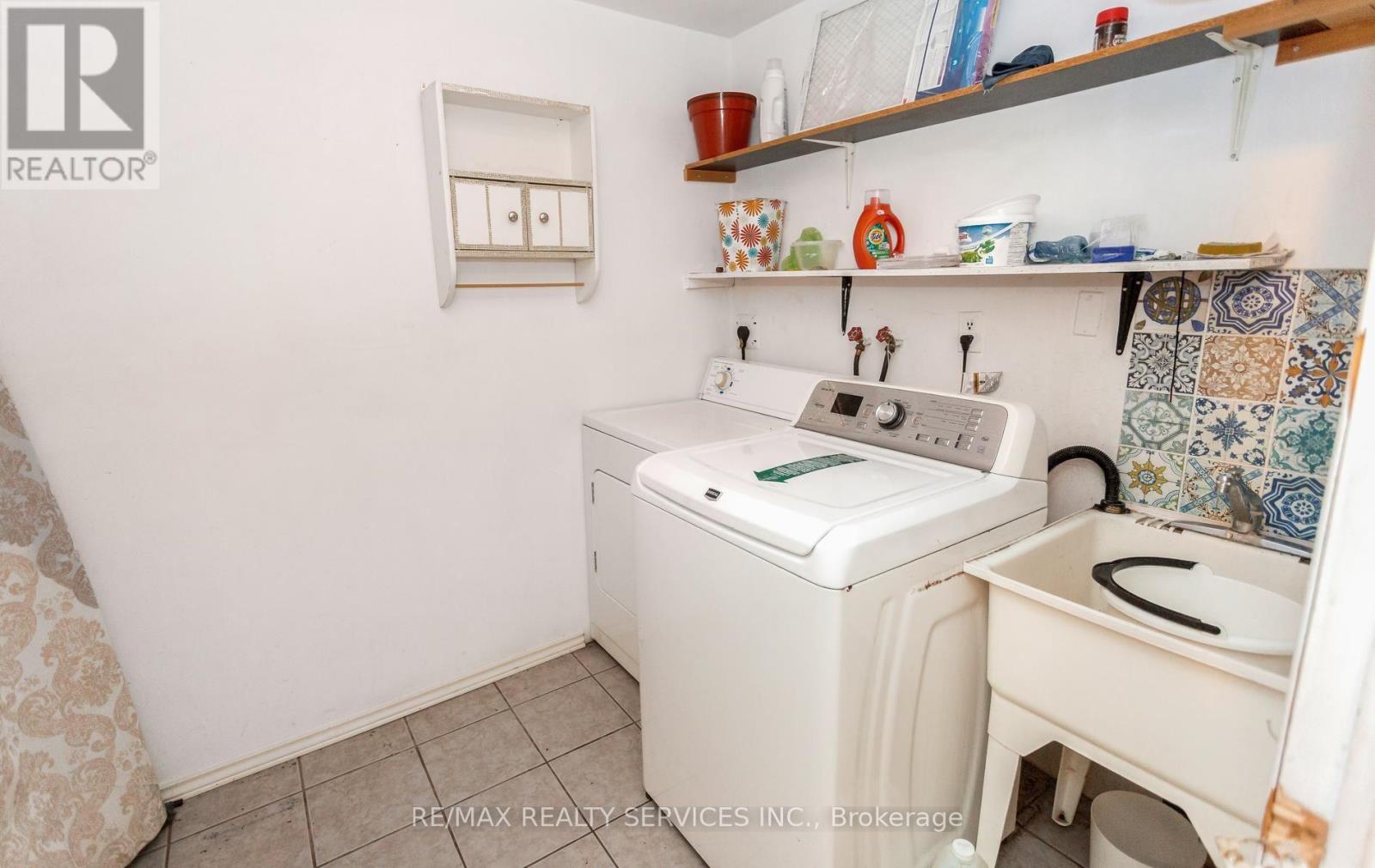 50 - 2605 Woodchester Drive Property Photo 34